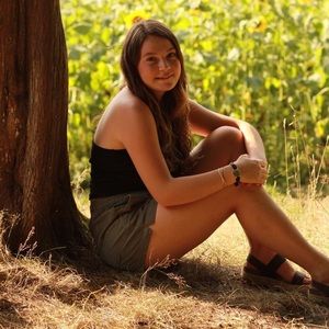 Meet your Posher, Anna